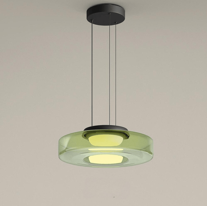 Szklane lampy wiszące w stylu Bauhaus