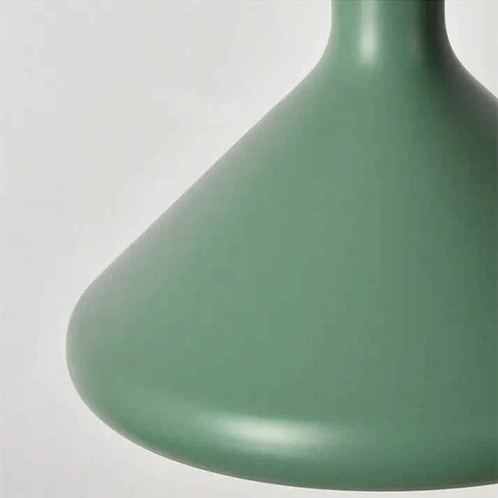 Lampa wisząca metalowa w kształcie stożka w stylu francuskiego makaronu