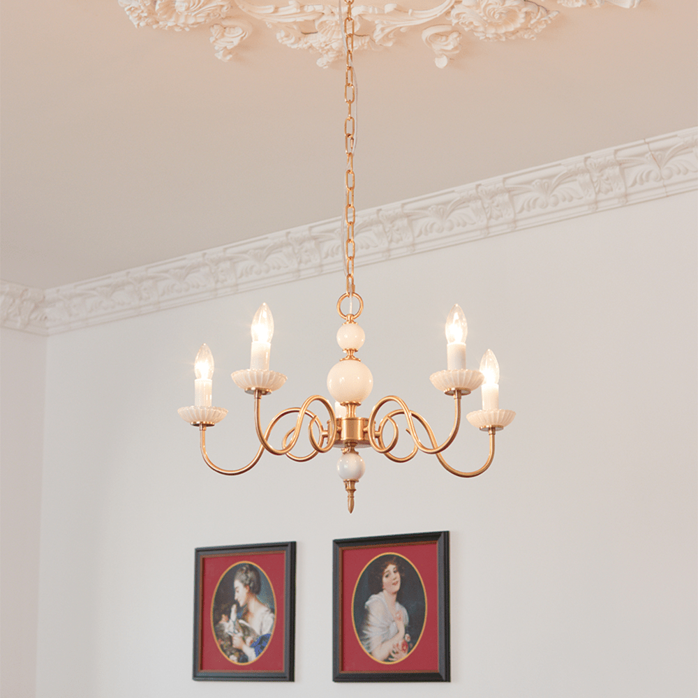 Kremowy szklany żyrandol amerykański retro metalowy żyrandol lampa sypialniana