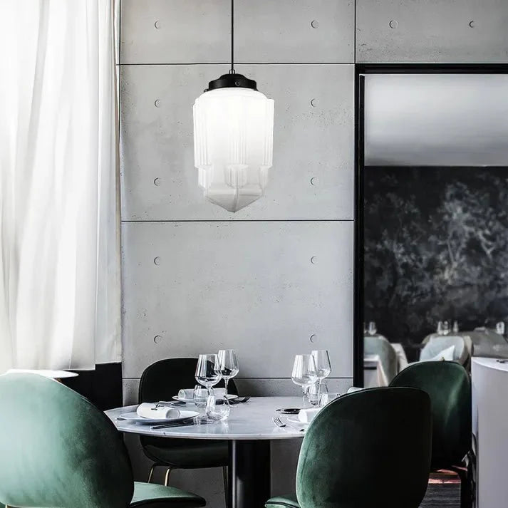 Vintage biała mleczna szklana geometryczna lampa wisząca