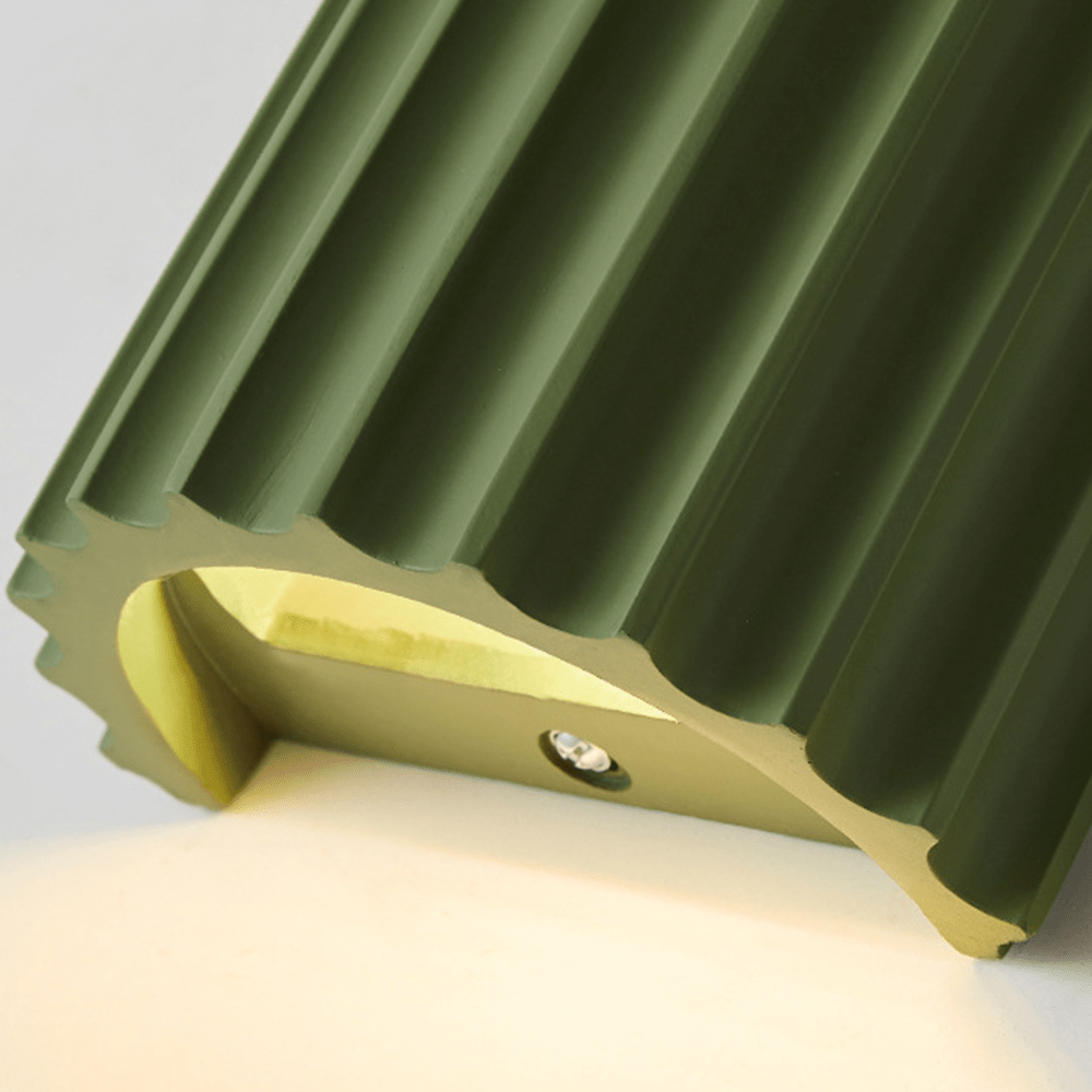 Nowoczesna półokrągła lampa ścienna z żywicy do salonu