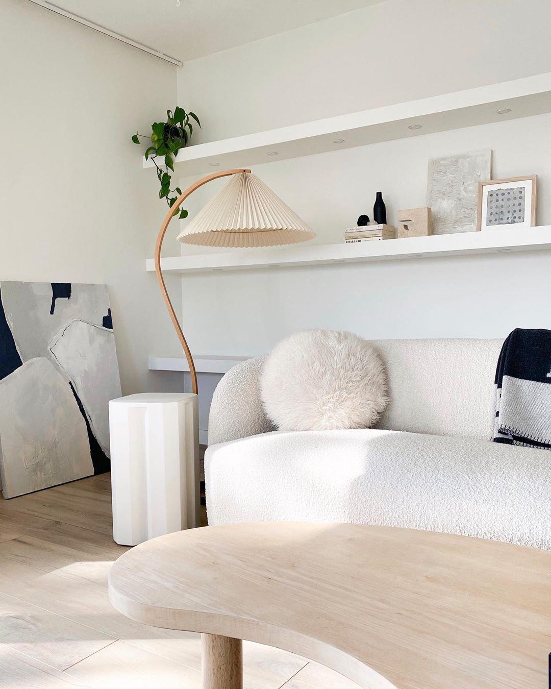 Lampa podłogowa Caprani