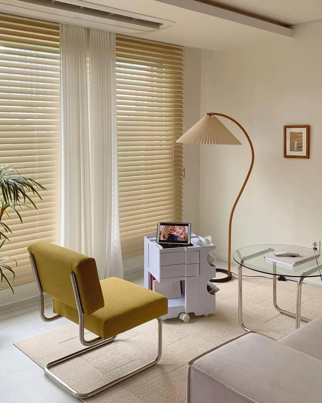 Lampa podłogowa Caprani