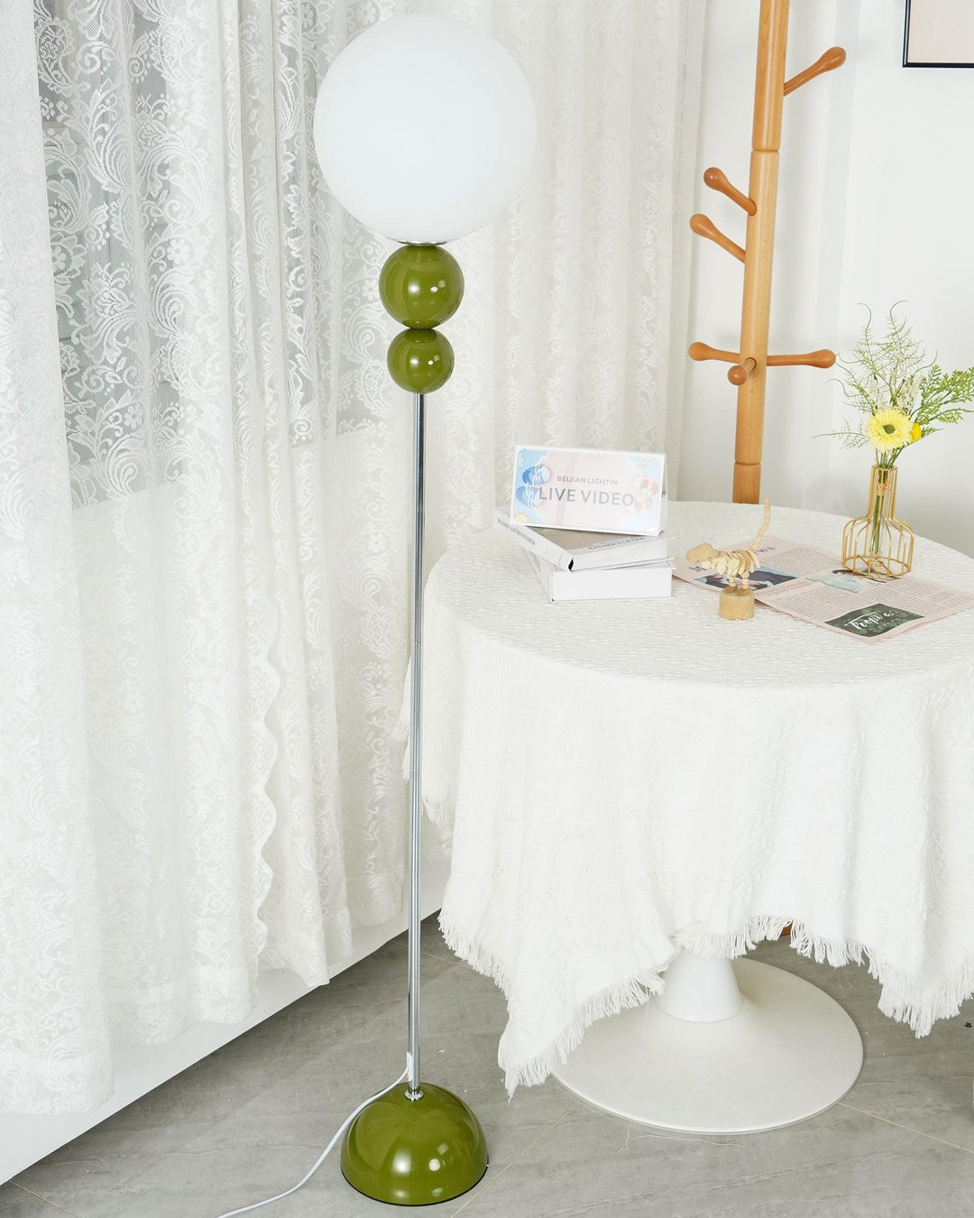 Lampa podłogowa Clavel