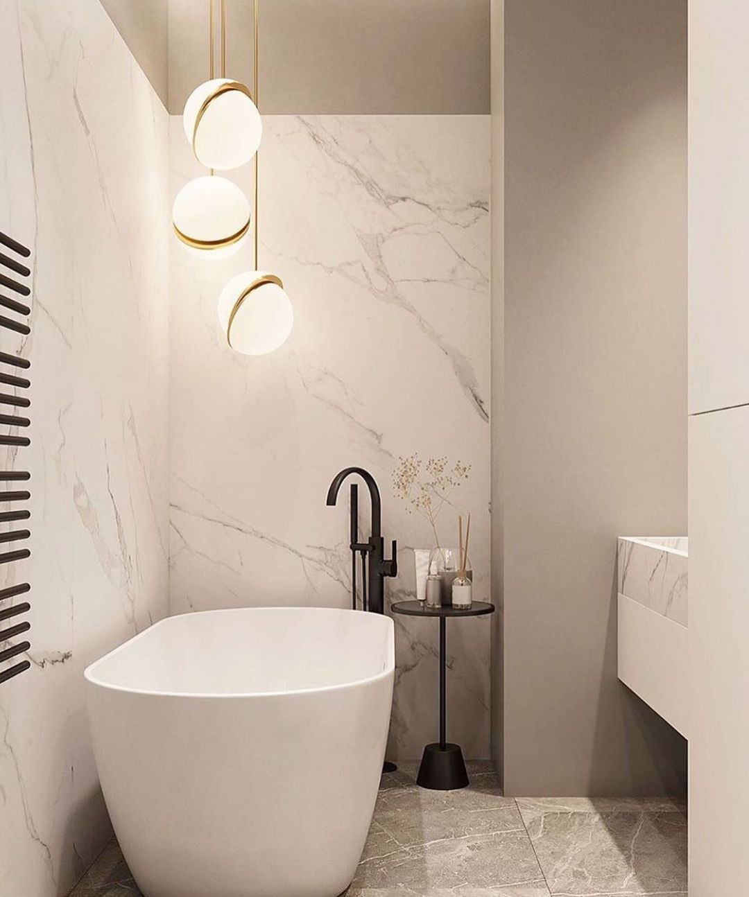 Lampa wisząca w kształcie półksiężyca