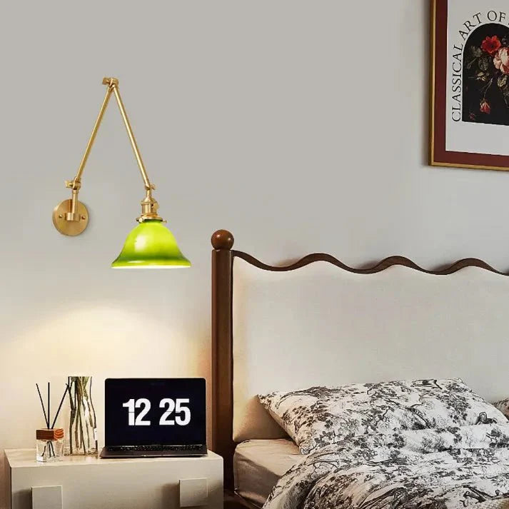 Vintage Zwenkarm Regulowana Zielona Szklana Lampa Ścienna