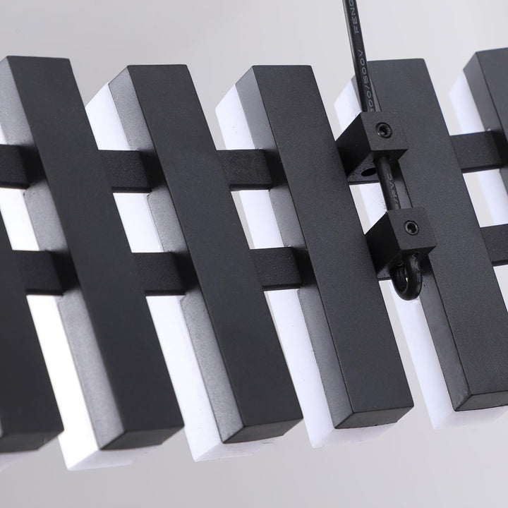 Wiszący żyrandol LED