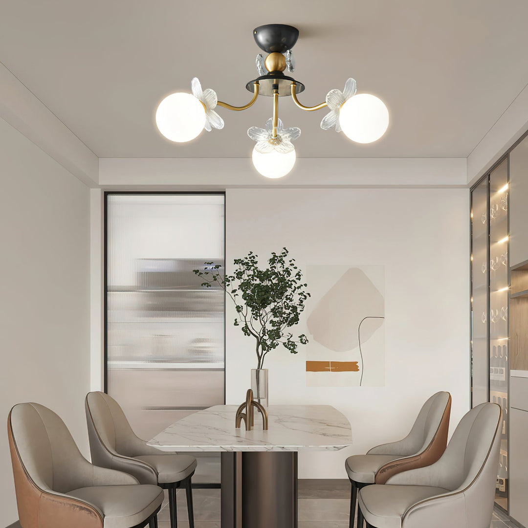 Szklany żyrandol z kwiatem