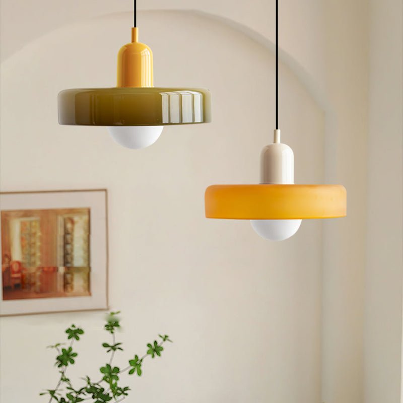 Lampa wisząca Bauhaus z kolorowego szkła – designerska lampa sufitowa
