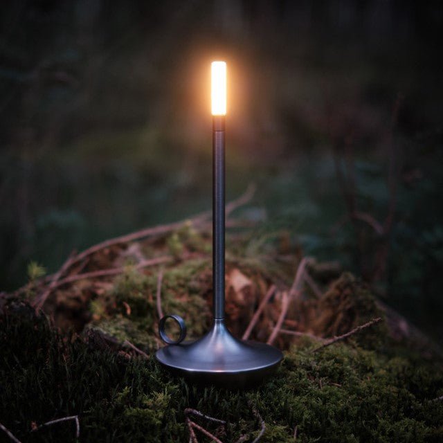 Nordycka lampa stołowa LED – designerska lampa kandelarowa