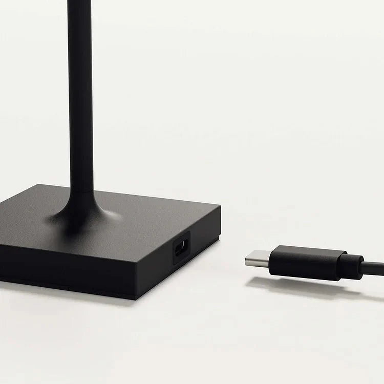 2024 Przenośna Latarka