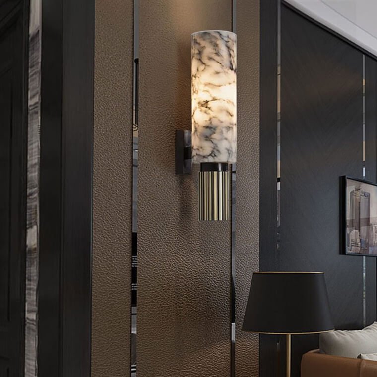 Marmurowa lampa ścienna