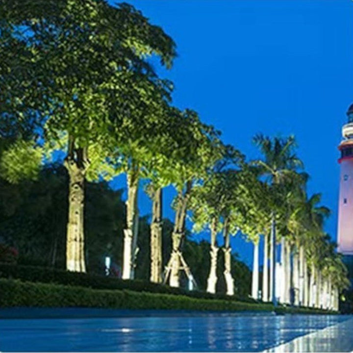 Lampa zewnętrzna dla drzew