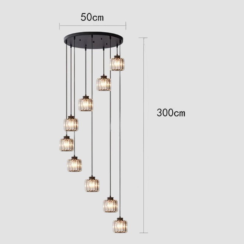 Kryształowy Vintage Kandelabr na Schodach