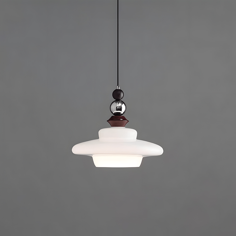 Szklana lampa wisząca w stylu vintage – ciepłe światło do jadalni