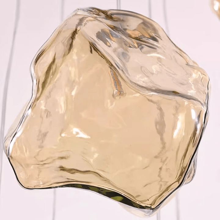 Nowoczesny żyrandol schodowy