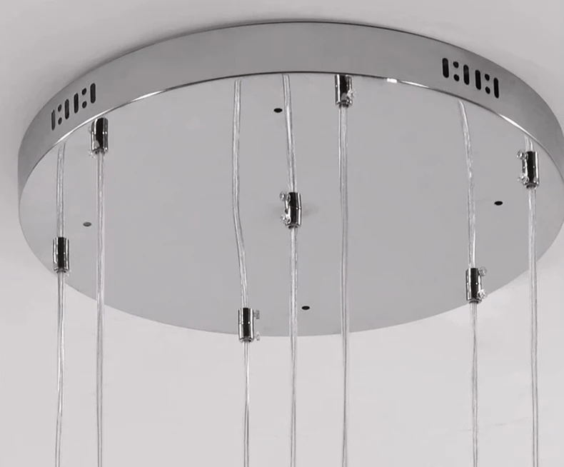 Nowoczesny żyrandol schodowy