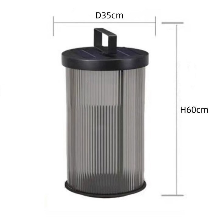 Lampka z kryształowego szkła na zewnątrz